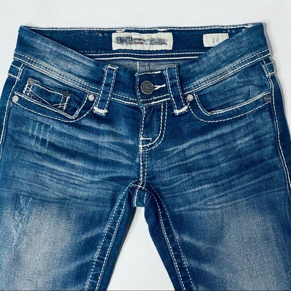 BKE | Factory Distressed Denim Stella Capri’s - Picture 2 of 7